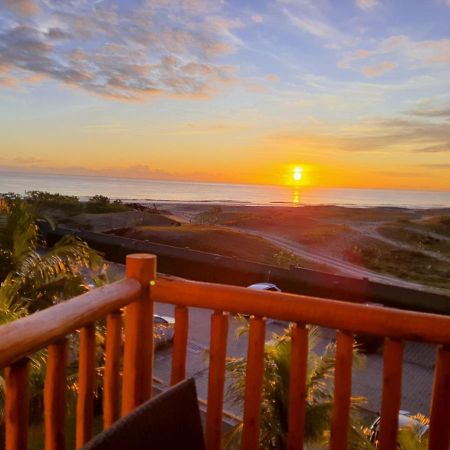 Paraiso Frente Mar!! 04 Pessoas-Pe Na Areia Vg Sun Cumbuco-Hidro, Sauna, Academia, Piscina,Cozinha Completa, Wifi, Parquinho Infantil Экстерьер фото